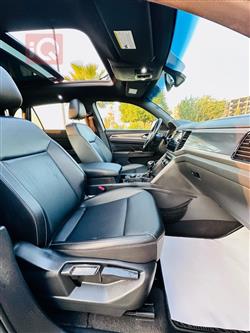 ڤۆڵکسواگن ئەتلەس